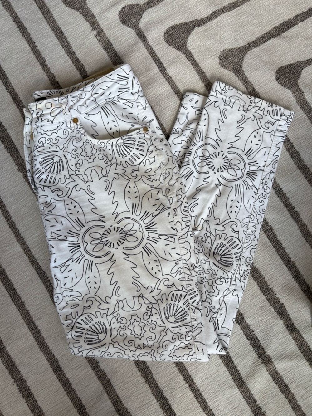 ESCADA Graffiti Floral Squiggle Jeans | Size 36